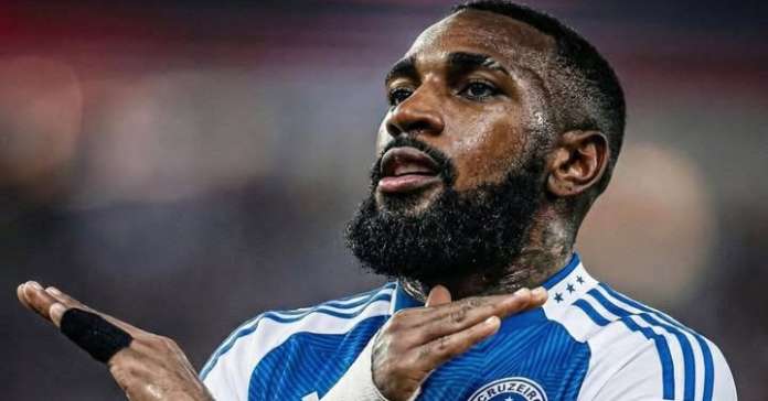 Cruzeiro acerta a compra de Gerson por quase R$ 190 milhões