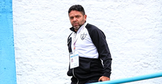 Águia de Marabá: técnico Ronan Tyezer segue em estado grave na UTI