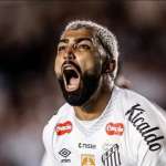 Santos e Corinthians empatam com gol de Gabigol em falha de Hugo