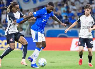 Corinthians aproveita expulsão e busca empate com o Cruzeiro