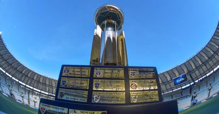 Agenda do futebol desta quinta (26): decisões e clássicos ao vivo