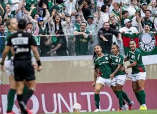 Palmeiras vence Corinthians e conquista Supercopa do Brasil feminina