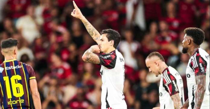 Flamengo goleia o Madureira por 8 a 0 e vai à final