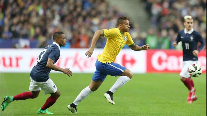 Há 11 anos, Brasil vencia a França no último confronto entre as equipes