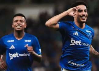 Cruzeiro goleia Vitória e deixa o Remo com a lanterna da série A