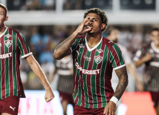 Fluminense vence Santos de Neymar em noite de John Kennedy