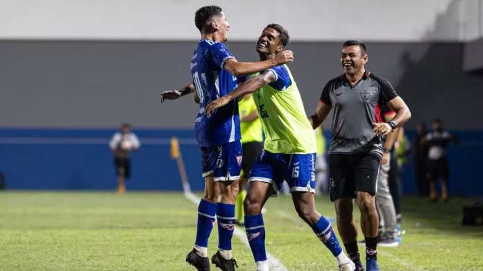 Águia garante empate, segue invicto e enfrenta o Paysandu na semifinal