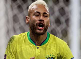 Neymar pode trocar o Santos pelo futebol americano após a Copa