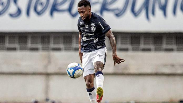 Ex-Remo, Sávio treina no Souza e pode ficar no Pará pela Tuna