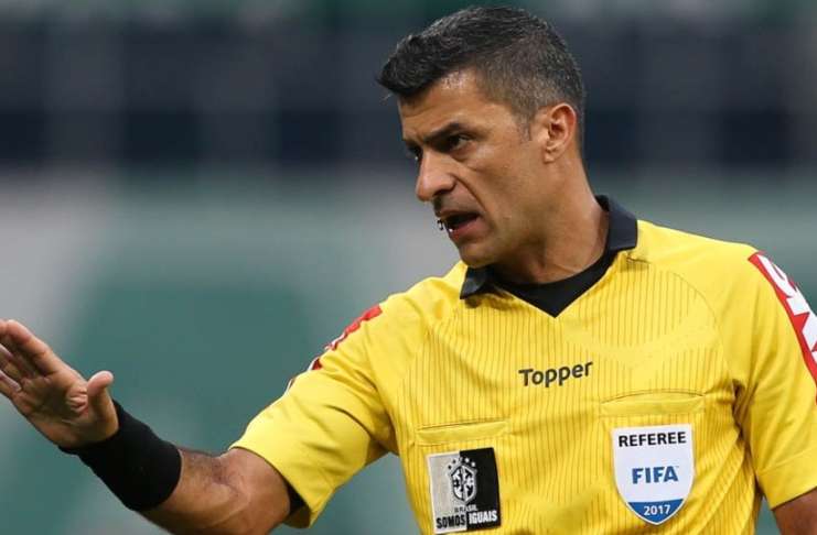 CBF troca comando da arbitragem e anuncia Sandro Ricci na função