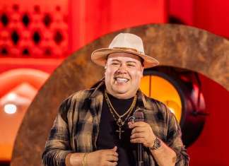 Rey Vaqueiro é o grande destaque no Festival Pé na Areia, em Salinas