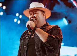 Festival Pé na Areia movimenta o Atalaia com programação especial e Rey Vaqueiro é destaque do sábado Sunset