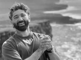 Ex-jogador brasileiro morre após acidente com scooter na Irlanda