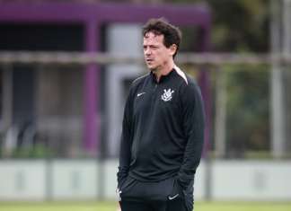 Sem Memphis e Garro, Corinthians encara o Remo por feito inédito