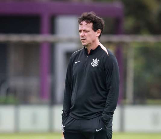 Sem Memphis e Garro, Corinthians encara o Remo por feito inédito