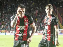 Brasileirão retorna com triunfos de Vitória e Botafogo; Remo agradece