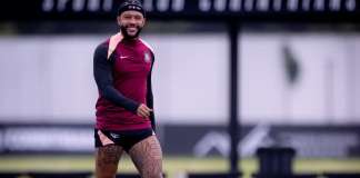Antes de encarar o Remo, Depay e Corinthians se aproximam de renovação