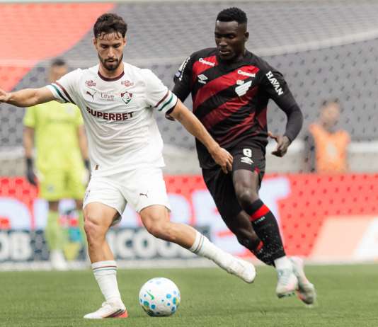 Athletico-PR e Fluminense empatam em jogo de seis gols pelo Brasileirão