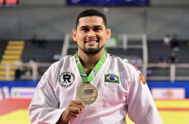 Judoca paraense conquista bicampeonato brasileiro e garante vaga no Mundial