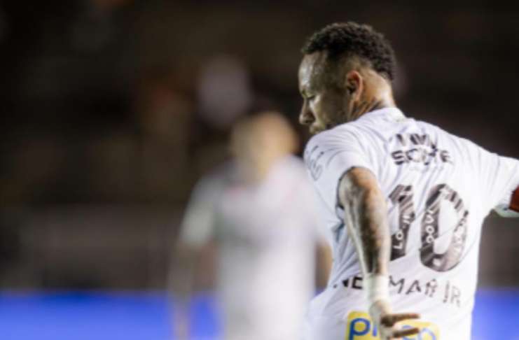 Neymar chega em Belém terça de manhã com seu jatinho particular
