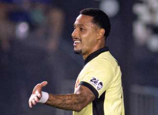 David, do Vasco, é alvo de operação da Polícia Civil no Rio