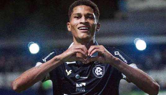 Atacante de Castanhal, Kanu é contratado por clube europeu de Malta