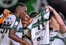 Ex-Paysandu, Jacy cai em túnel ao comemorar gol anulado do Coritiba