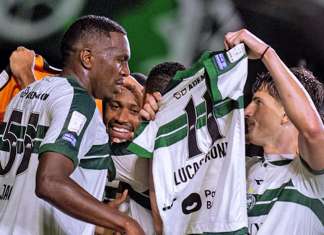 Ex-Paysandu, Jacy cai em túnel ao comemorar gol anulado do Coritiba