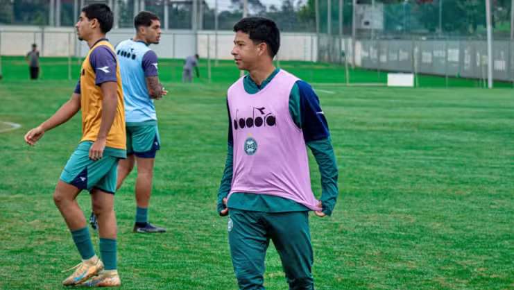 Kukri não retorna ao Coritiba e preocupa o Águia de Marabá