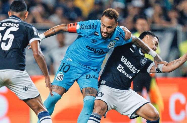 “Eles xingam e ficam bravos”, diz Neymar após treta com o Remo