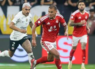 Pedro Raul marca, Corinthians vence, mas Inter avança na Copa do Brasil