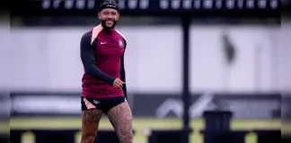Corinthians confirma saída de Memphis Depay por motivos financeiros