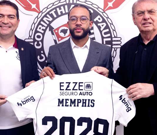 Depay renova com o Corinthians e volta aos treinos para a Libertadores
