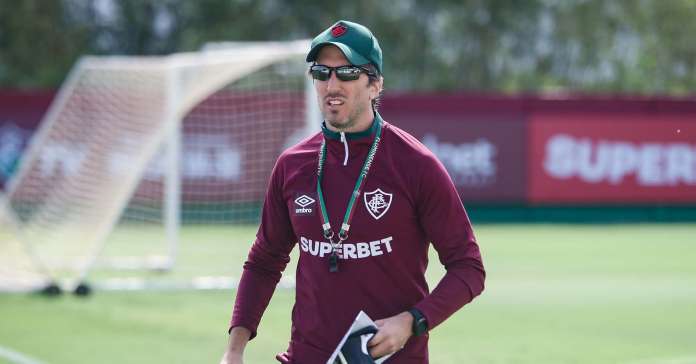 Zubeldía deixa o Fluminense após sequência de 7 jogos sem vencer