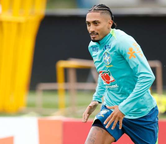Raphinha é cortado da Seleção após lesão na coxa direita