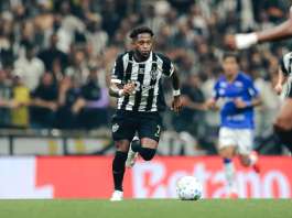 Atlético-MG vira sobre o Cruzeiro e vai à semi da Copa do Brasil