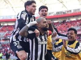 Santos vence o Inter (RS) em jogo de cinco gols fora de casa