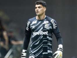 Gabriel Brazão, do Santos, vai fazer cirurgia e desfalca time contra o Remo
