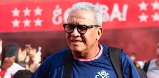 Antes de encarar o Sport, Náutico demite Hélio e Guilherme dos Anjos