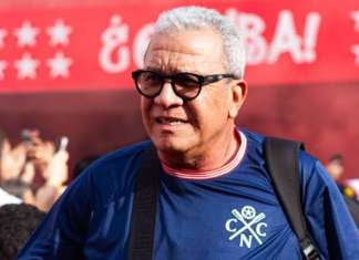 Antes de encarar o Sport, Náutico demite Hélio e Guilherme dos Anjos