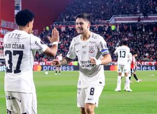 Corinthians busca empate e decide vaga da Libertadores em casa