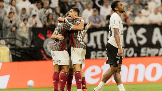 Corinthians perde para o Fluminense e chega a sete jogos sem vencer