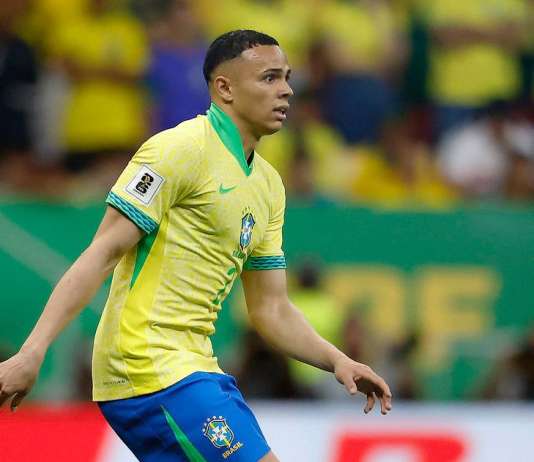 Wesley é cortado por lesão e Vanderson é chamado por Ancelotti