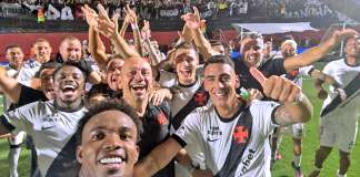 Vasco elimina o Vitória e vai à semifinal da Copa do Brasil