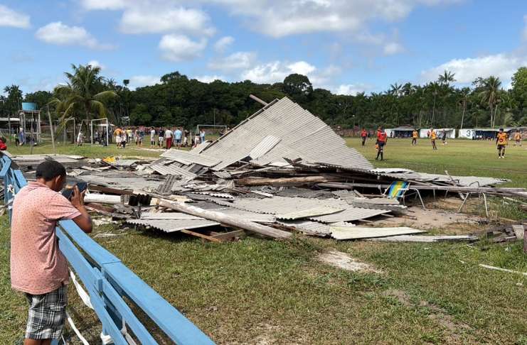 Desabamento de estrutura em CT de Ananindeua deixa três pessoas feridas
