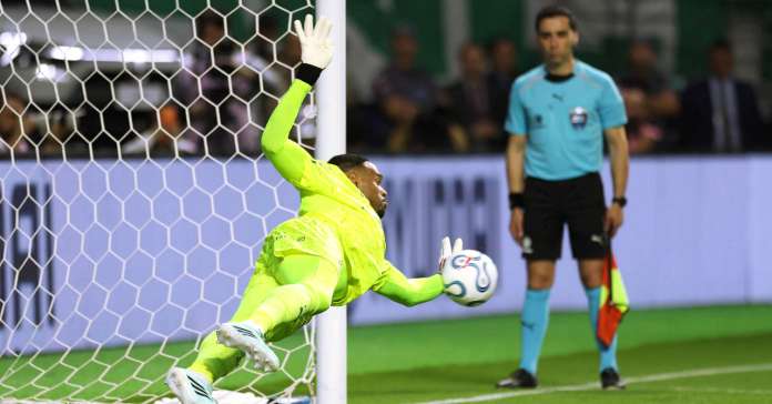 Palmeiras elimina Fluminense nos pênaltis e vai à final da Libertadores