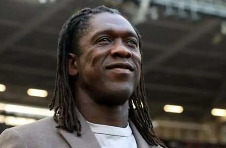 Seedorf chega ao Corinthians para tentar afastar equipe do Z-4